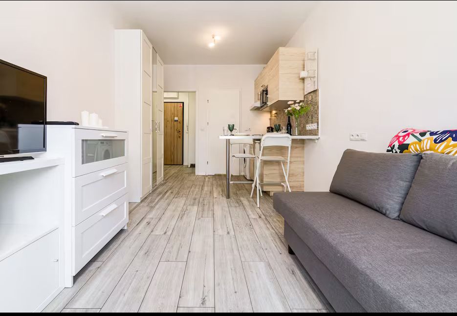 Do wynajęcia nowoczesna kawalerka z balkonem – Wrocław, ul. Grabiszyńska 204