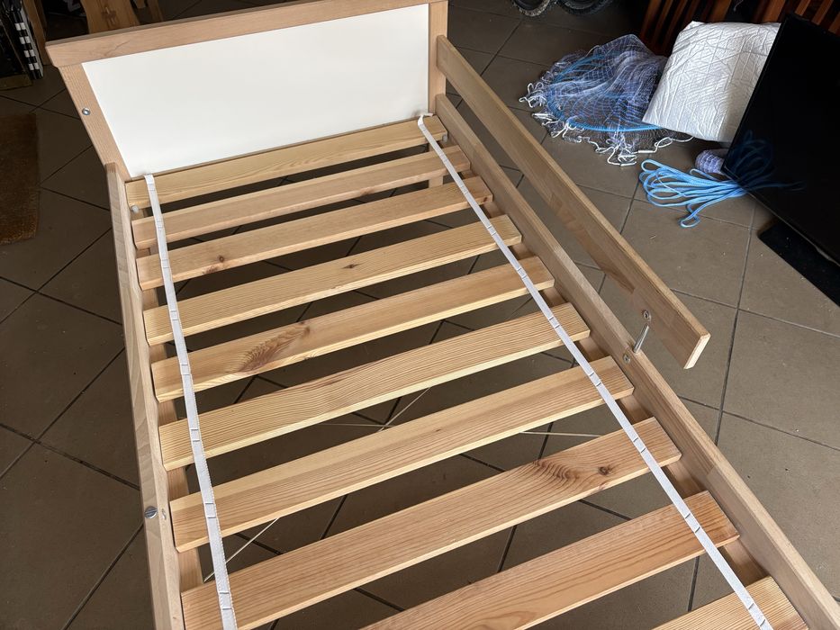 Rama łóżka dla dziecięcego Ikea
