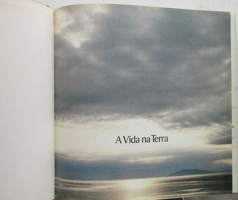 Richard Attenborough - - - A Vida na Terra - - - - - Enciclopédia