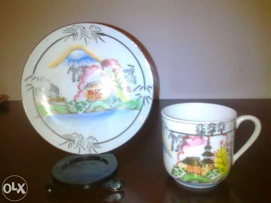 PAK de 8 chavenas japonesas todas diferentes- japonesa no fundo