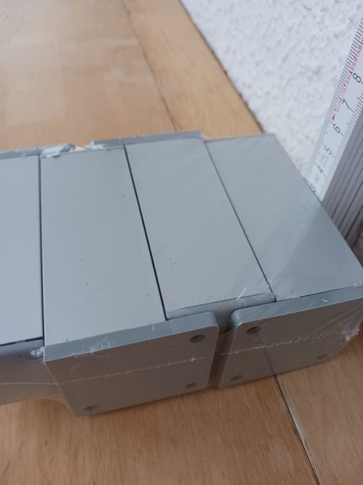 Conjunto 4 pés para móveis