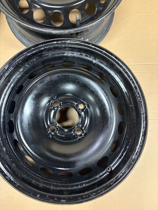 4x100 6J15 IS40 60,1 felgi stalowe RENAULT CLIO CAPTUR CZUJNIKI TPMS