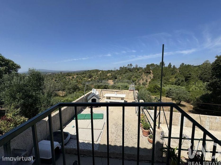 Casa / Villa T3 em Madalena e Beselga de 49 m2