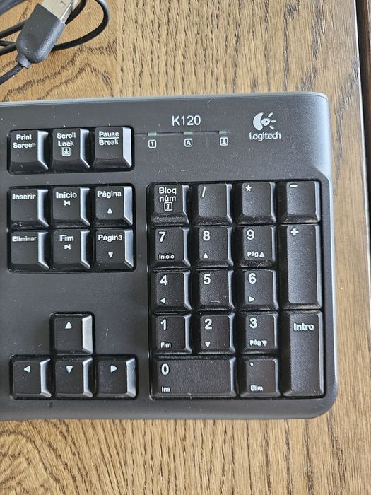 Teclado Logitech modelo K120