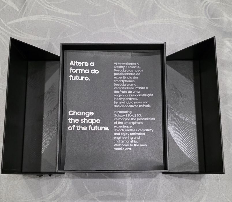 Caixa Samsung Fold 2