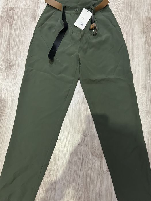 Модні брюки штани