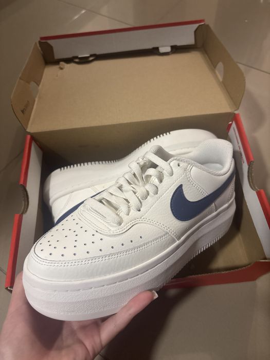 Nike wmns af1 lo platform кросівки