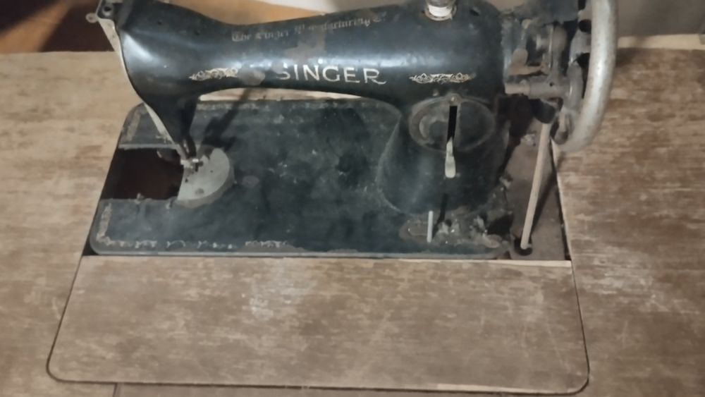 Máquina Singer muito antiga