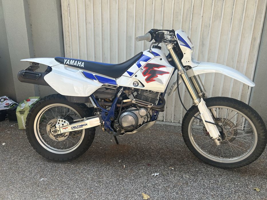 Tt 600  yamaha  de garagem