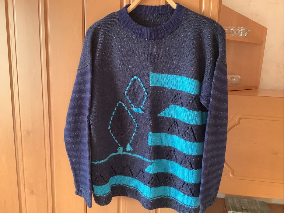 Свитер женский 52- 54 разм 400 грн