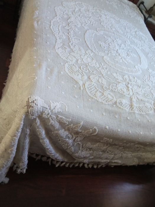 Coberta branca nova de renda industrial