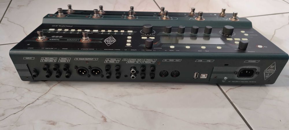 Kemper Profiler Stage