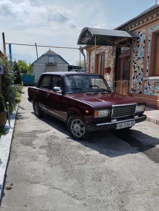 Продам ВАЗ 2107 в середньому стані