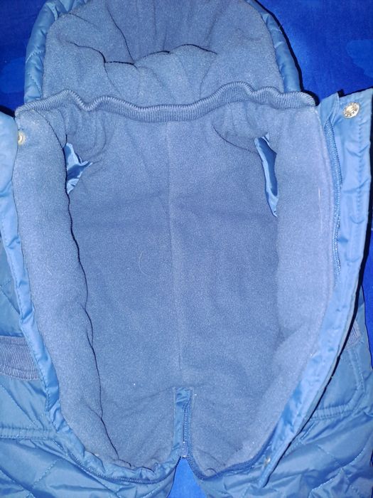 Комбінезон пуховик 3-6 місяців.