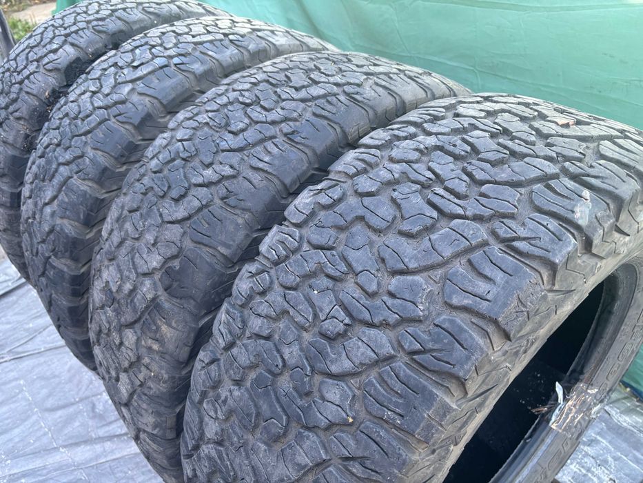 285-60-R18 джиповская резина 4 штуки GOODRICH 4*4 2023