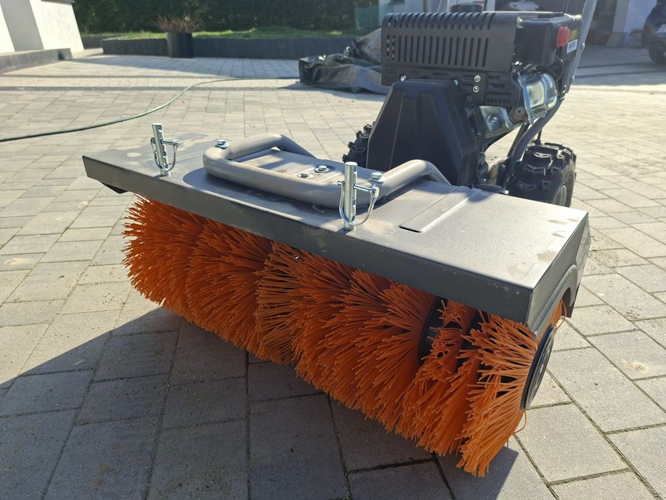 Zamiatarka spalinowa wynajem, walec kratownicowy