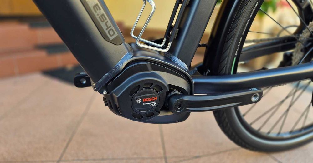 Rower elektryczny Carver Route E 540 roz. M/50cm, 11 km przebiegu !!!