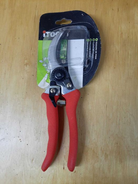 Tesoura de poda iTools