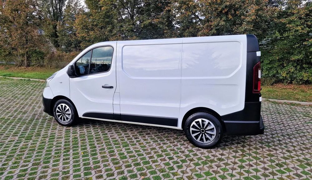 Renault Trafic  1.6 120 KM Faktura Vat 23% Model 2016 Rok