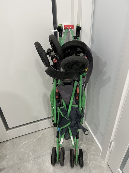 Коляска прогулянкова(тростинка)