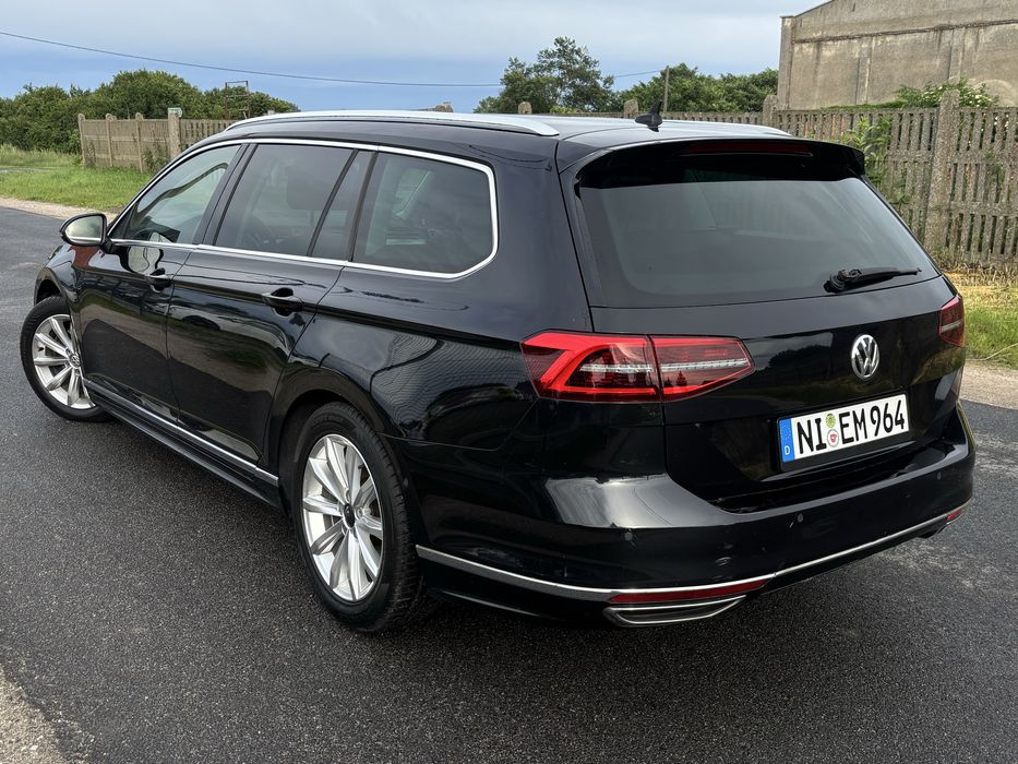 Volkswagen Passat B8 2.0TDI ! R-Line ! Full Led ! Po Opłatach !