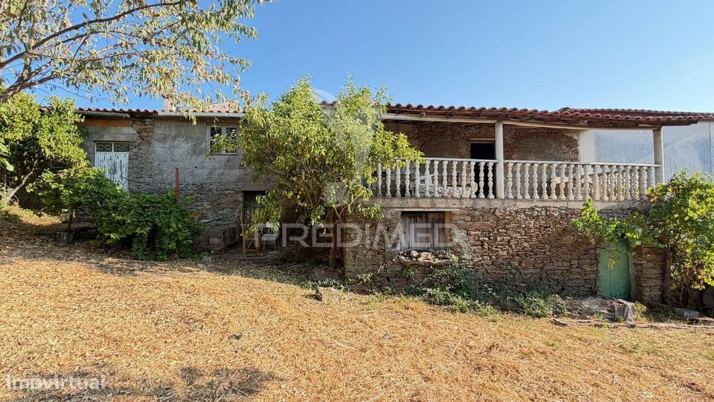 Moradia Com Terreno E Espaço Exterior – Brinço, Macedo De Cavaleiros