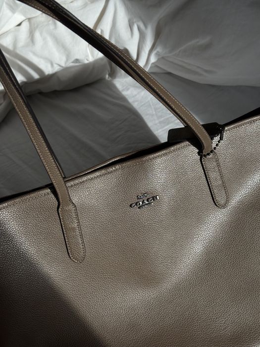 Coach Pebble Leather City Tote велика коричнева сумка