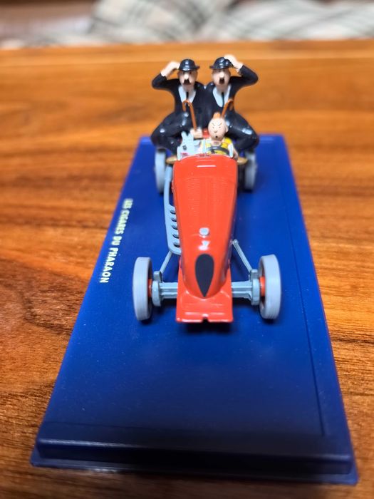 Tintin, model samochodu Czerwony Bolid, "Cygara Faraona",1:43