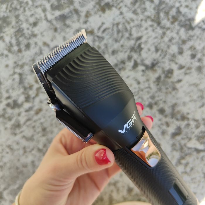 Машинка для стрижки VGR V-280!Топова якість !