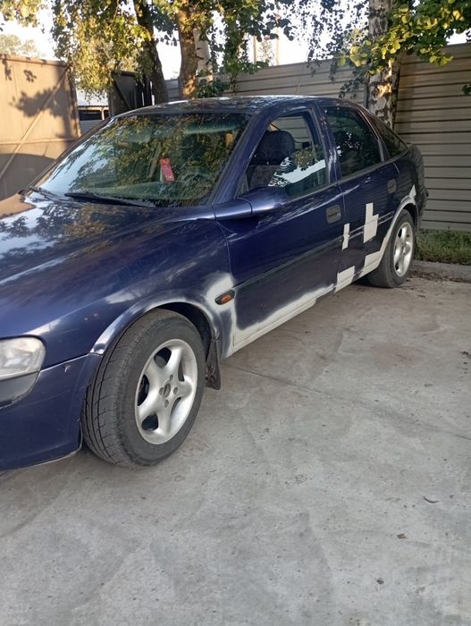 Продам Опель вектра б