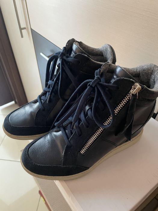 Sneakersy Esprit na ukrytym koturnie roz. 36