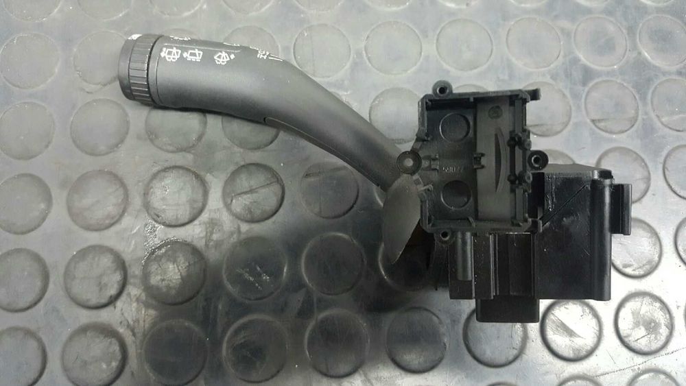 COMANDO DO LIMPA-VIDROS VOLKSWAGEN TOUAREG (7LA) TDI R5