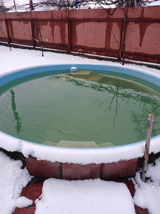 Баня на дровах  с бассейном на улице