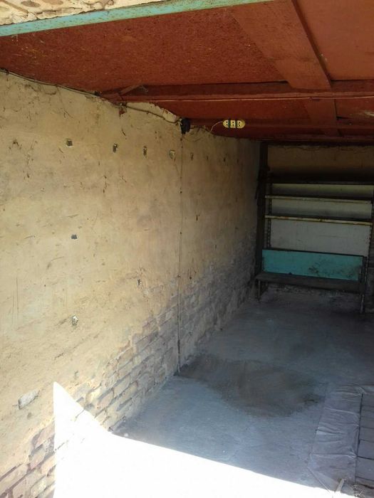 Продам гараж у хорошому стані. Торг