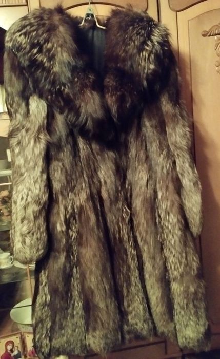 Длинная  женская шуба
