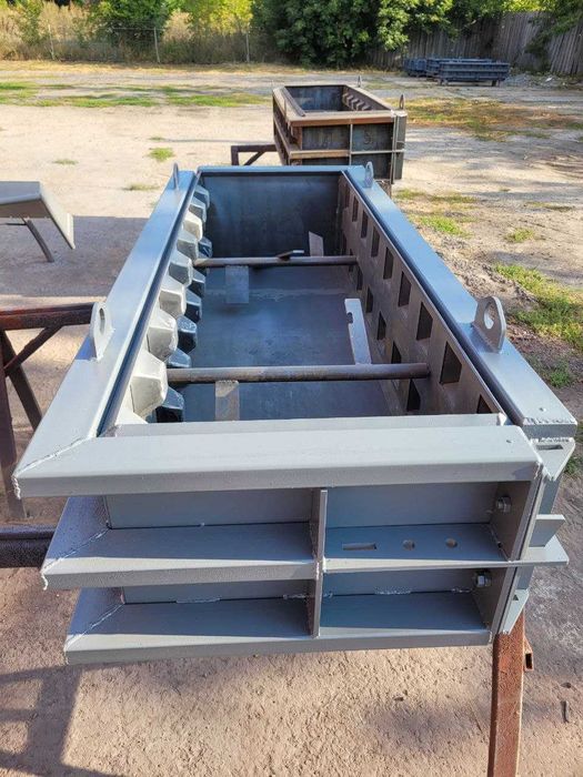 Металоформа, лего-форми з металу, для бетонних блоків, металеві форми