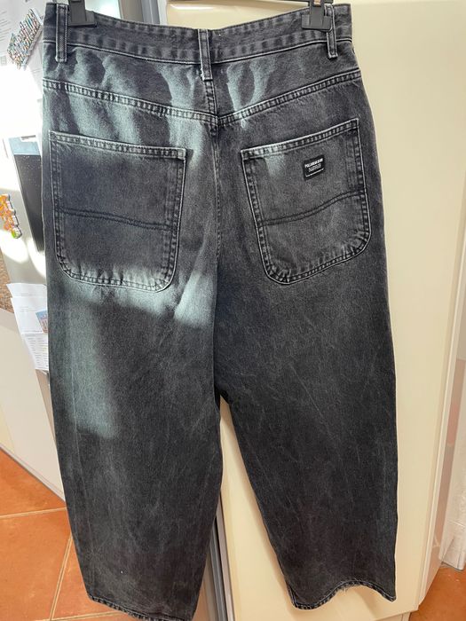 Calças semi novas pull bear