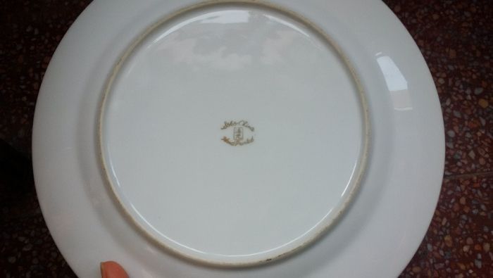 Prato porcelana pintado a mão Soko China
