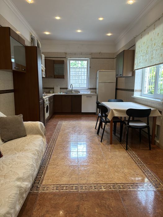 Сдам посуточно или помесячно дом  -12стФонтана в закрытом кооперативе.