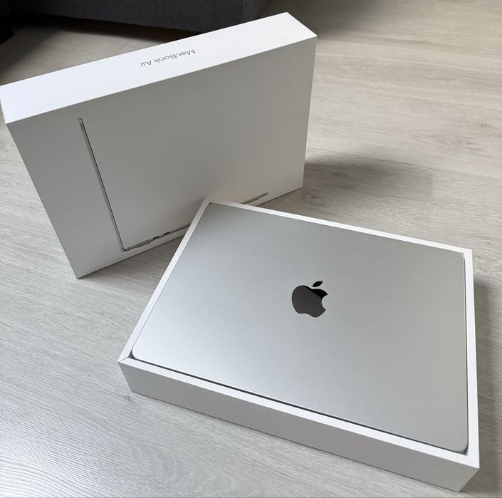 Laptop APPLE MacBook Air 2025 13.6" Retina M4 16GB RAM 512GB SSD macOS Srebrny