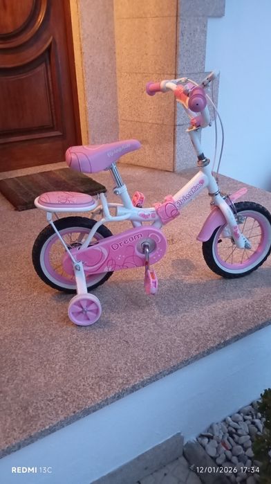 Bicicleta de menina