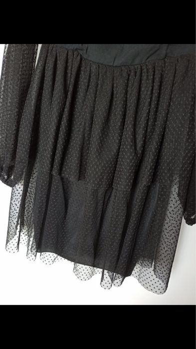 Czarna sukienka z siateczka