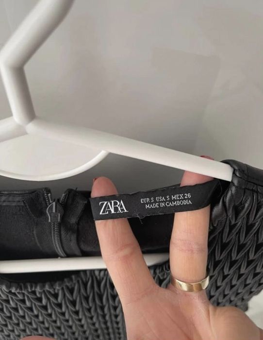 Sukienka marki zara rozmiar s