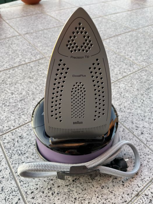 Ferro com caldeida Braun