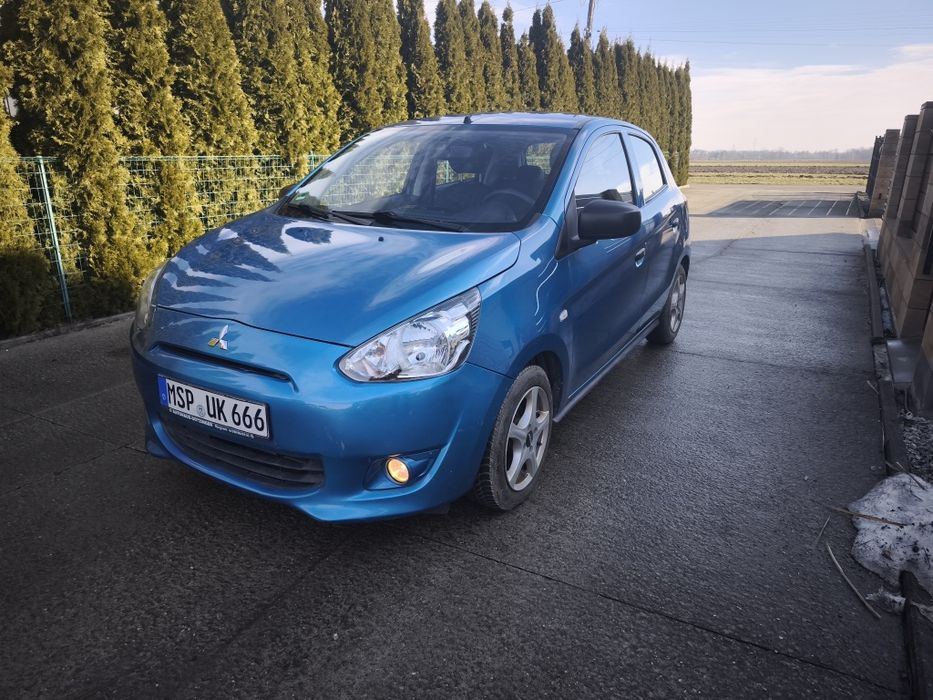 Mitsubishi space star