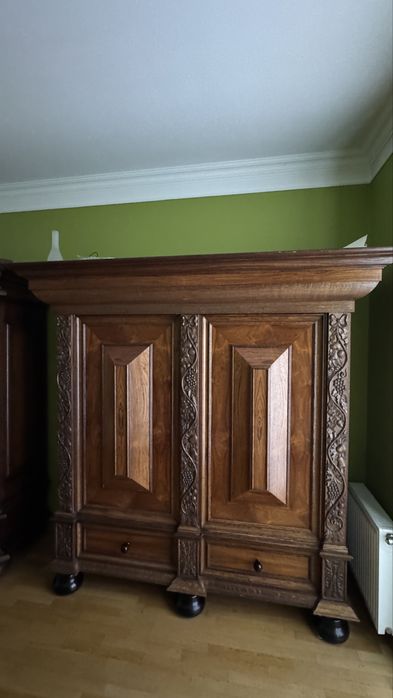 Шафа з натурального дерева Європа