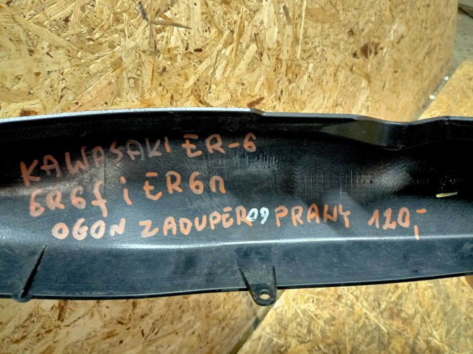 Kawasaki ER-6 ER-6N ER6F ogon zadupek prawy oryginał boczek owiewka