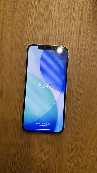 Vendo iPhone 12 Pro, conforme fotos.