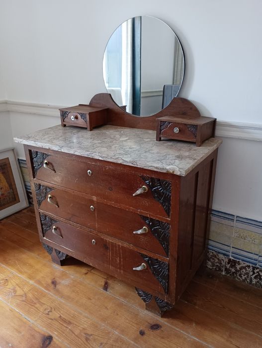 Comoda 3 gavetas e espelho