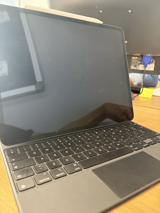 Ipad m1 pro 12.9 inch plus magic keyborad i apple pencil 2nd gen